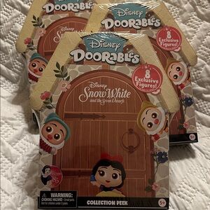Disney Doorables Snow White & The Seven Dwarfs 85 Anniversary RETIRED NEW IN BOX